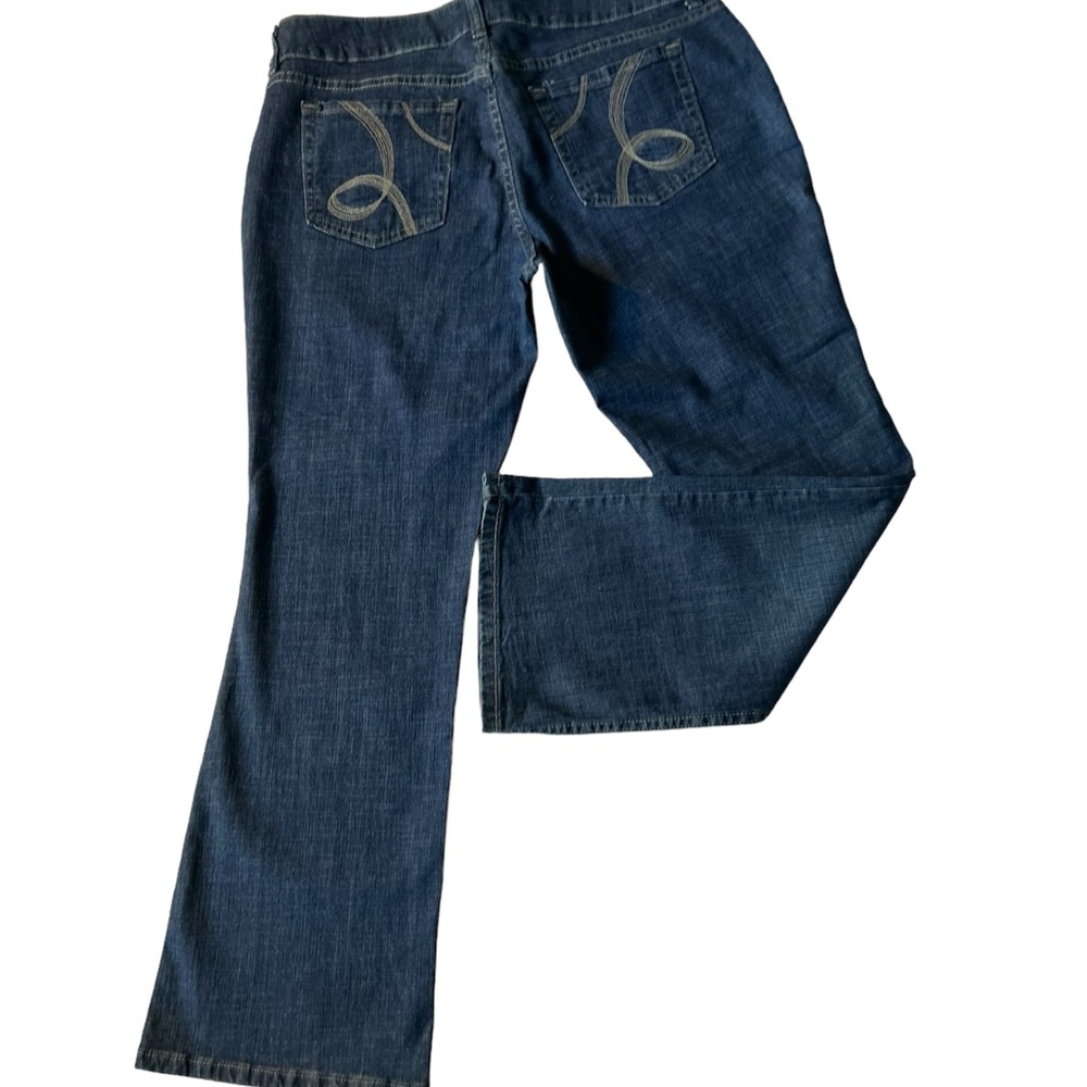 Lee Riders new without tags size 14p design pockets measurements are 36x 29.5
